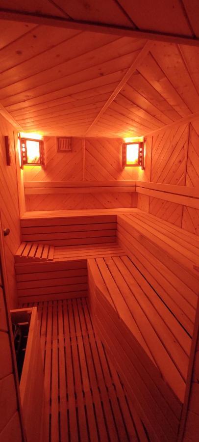 Lesny Mech Hotel Аугустов Екстериор снимка